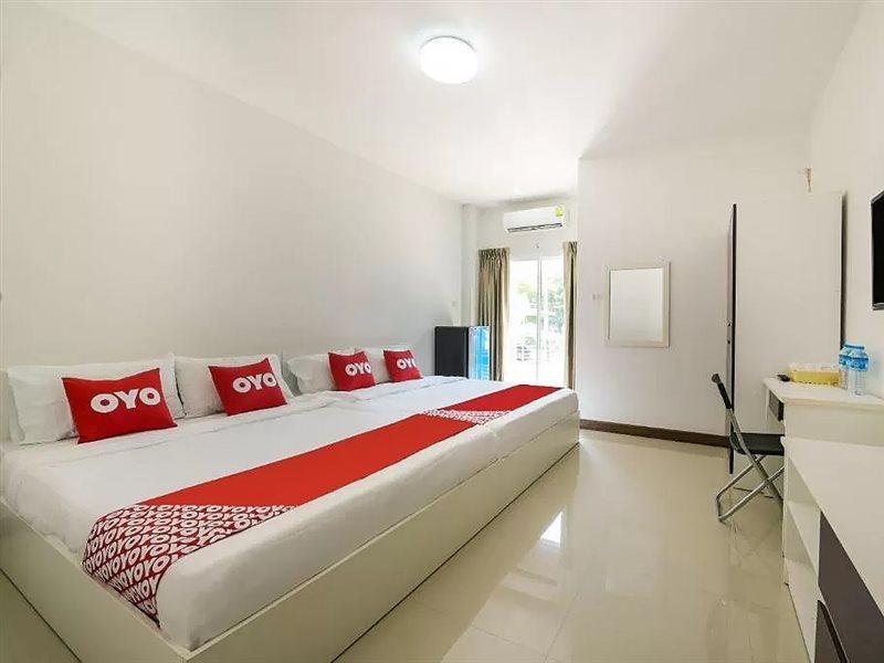 Oyo 350 Mae Saeng Place Sziracsa Kültér fotó
